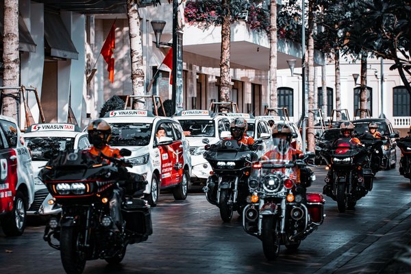Compresseurs pour gonfler pneu voiture : préférez l'efficacité !
